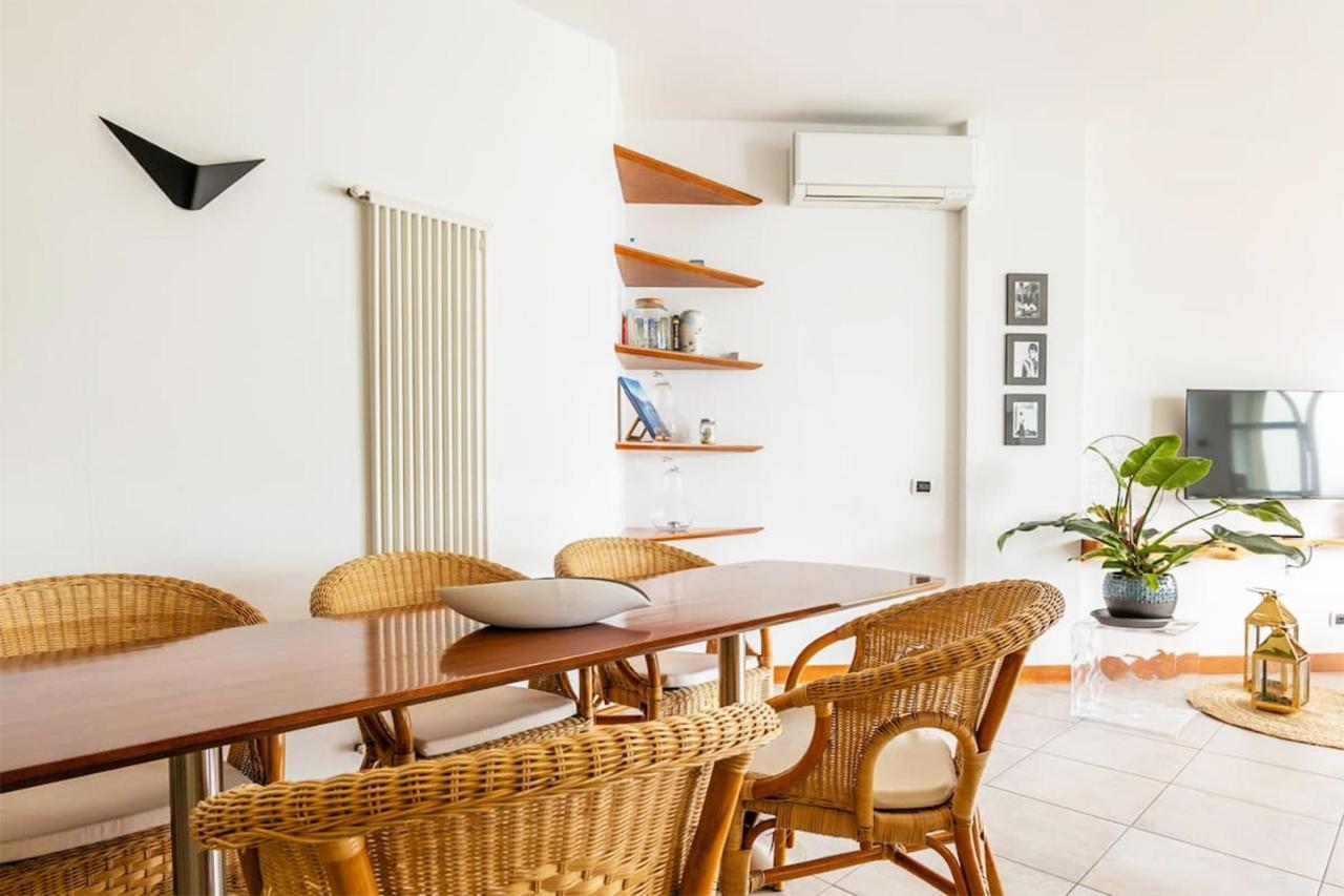 Appartamento Terrace On The Lake Oliveto Lario Esterno foto